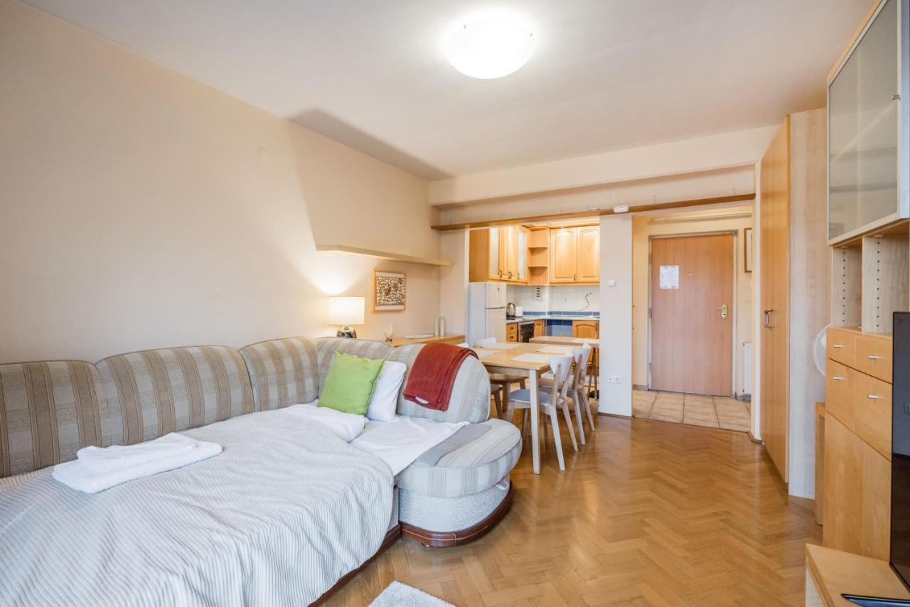 Citadel Manor Apartment Budapest Bagian luar foto