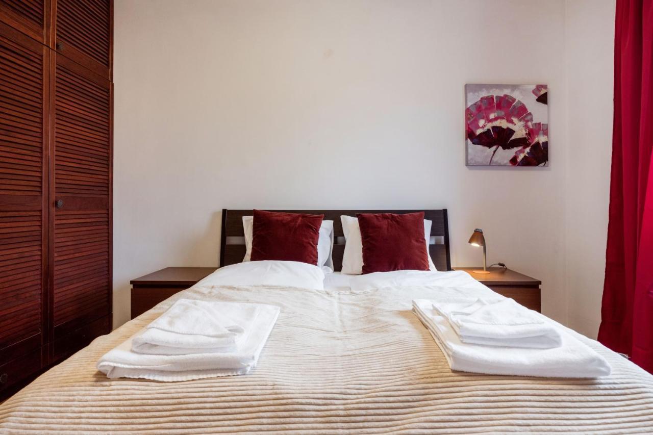 Citadel Manor Apartment Budapest Bagian luar foto