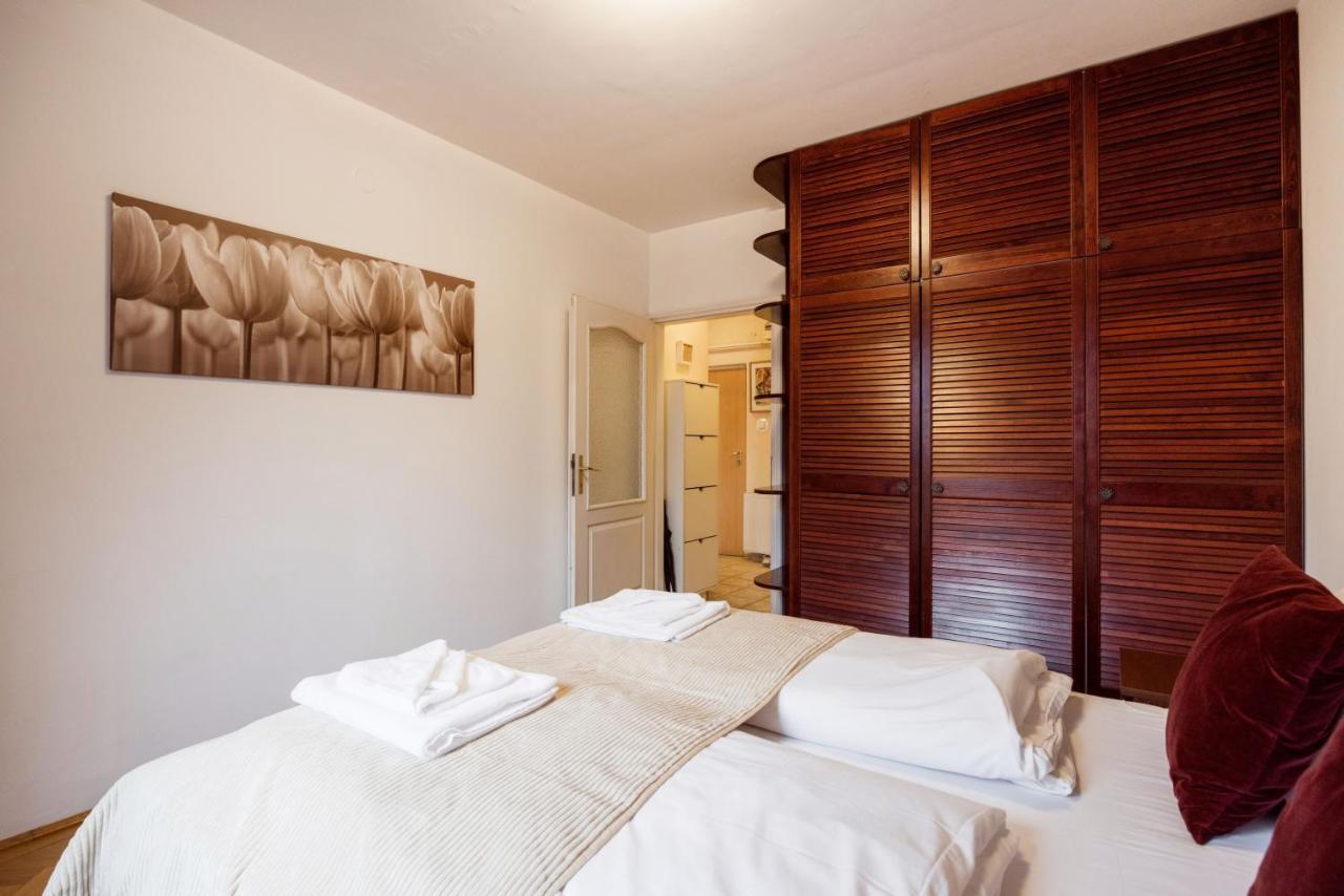 Citadel Manor Apartment Budapest Bagian luar foto
